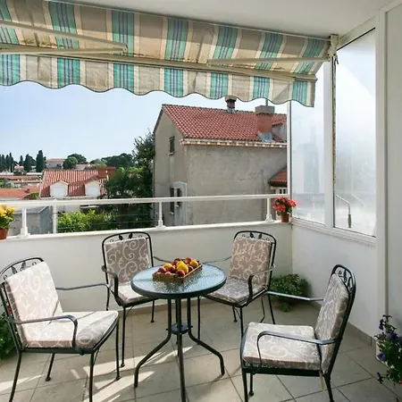 Valerija - One-bedroom With Balcony