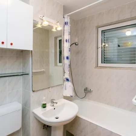 Valerija - One-bedroom With Balcony