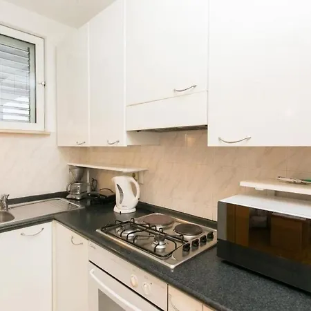 Valerija - One-bedroom With Balcony Ντουμπρόβνικ
